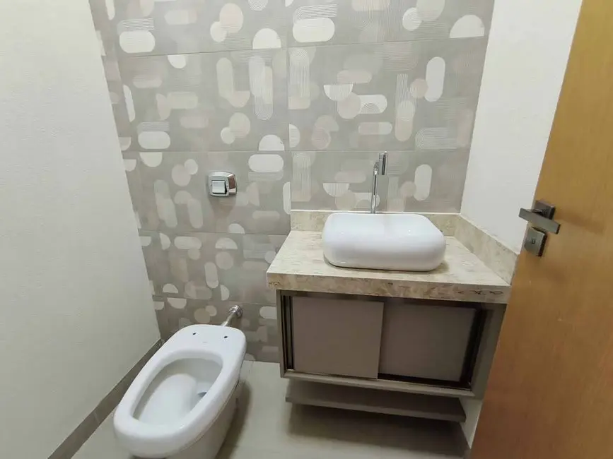 Foto 3 de Casa com 3 quartos à venda, 300m2 em Jardim Cristhais, Dourados - MS