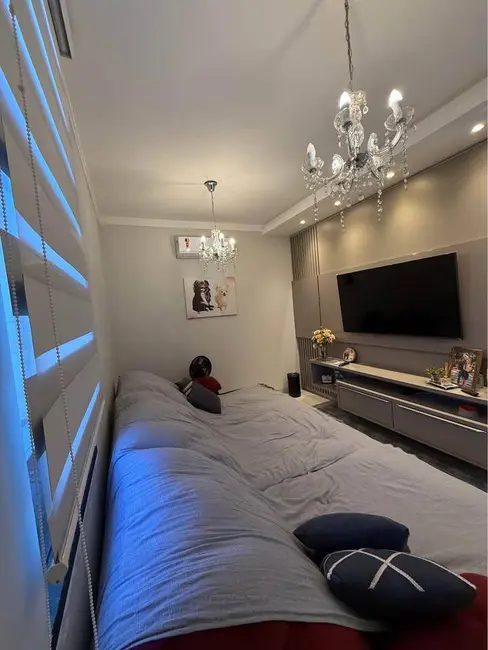 Foto 6 de Casa com 3 quartos à venda, 300m2 em Jardim Cristhais, Dourados - MS