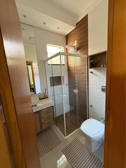 Foto 8 de Casa com 3 quartos à venda, 300m2 em Jardim Cristhais, Dourados - MS