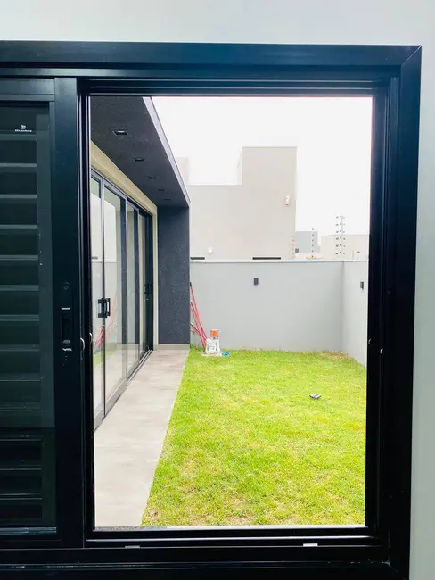 Foto 9 de Casa à venda em Jardim Cristhais, Dourados - MS