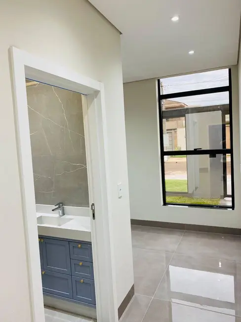 Foto 11 de Casa à venda em Jardim Cristhais, Dourados - MS