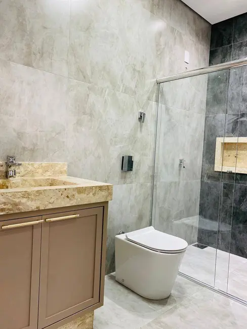 Foto 13 de Casa à venda em Jardim Cristhais, Dourados - MS