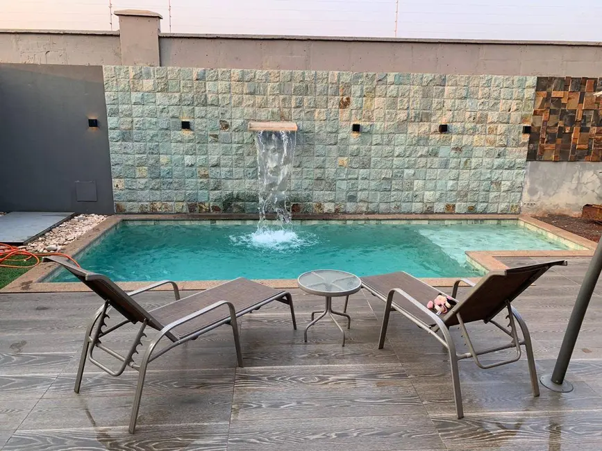 Foto 2 de Casa com 4 quartos à venda, 360m2 em Porto Madero, Dourados - MS