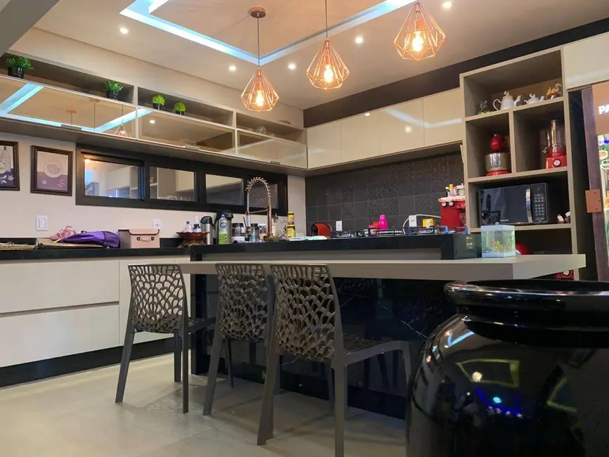 Foto 7 de Casa com 4 quartos à venda, 360m2 em Porto Madero, Dourados - MS