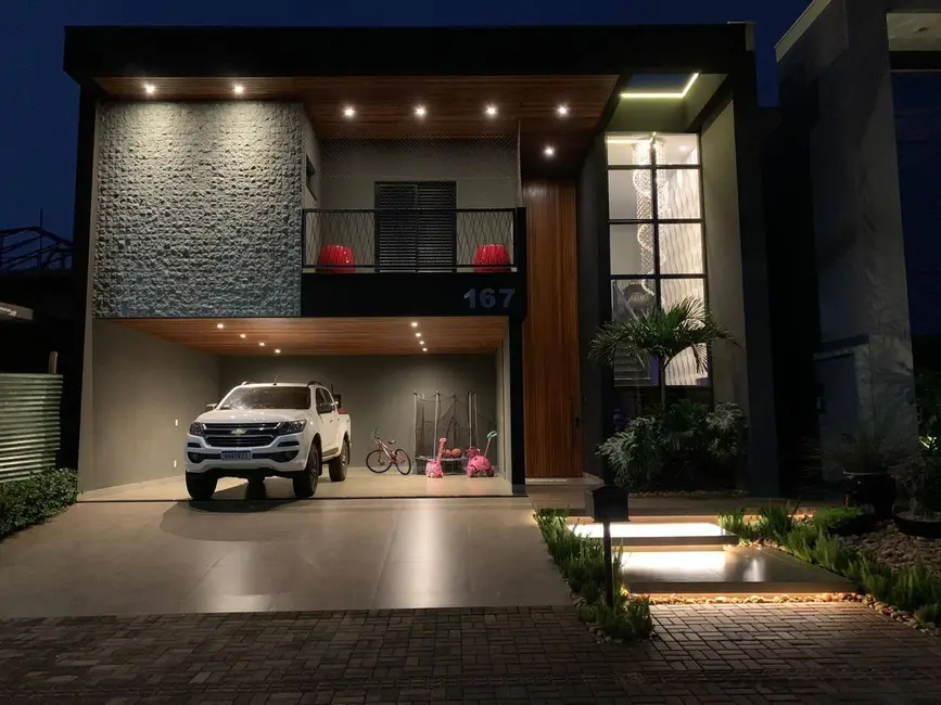 Foto 1 de Casa com 4 quartos à venda, 360m2 em Porto Madero, Dourados - MS