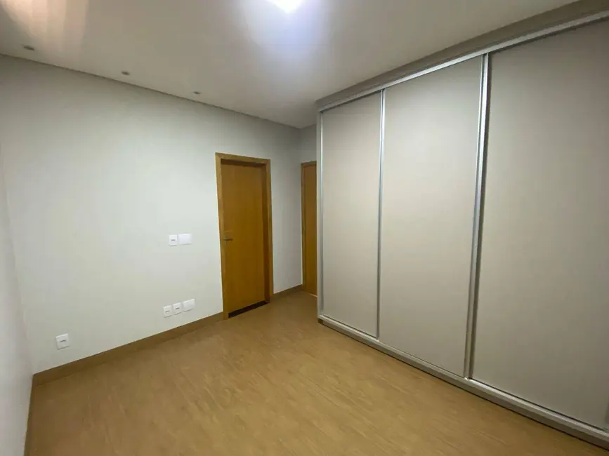 Foto 6 de Casa com 3 quartos à venda, 339m2 em Porto Madero, Dourados - MS