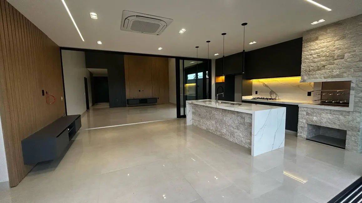 Foto 3 de Casa com 3 quartos à venda, 483m2 em Dourados - MS