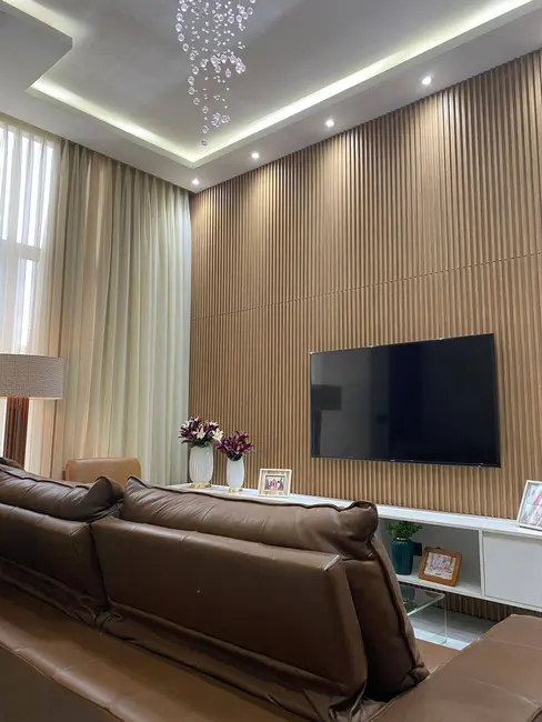 Foto 6 de Casa com 3 quartos à venda, 270m2 em Dourados - MS