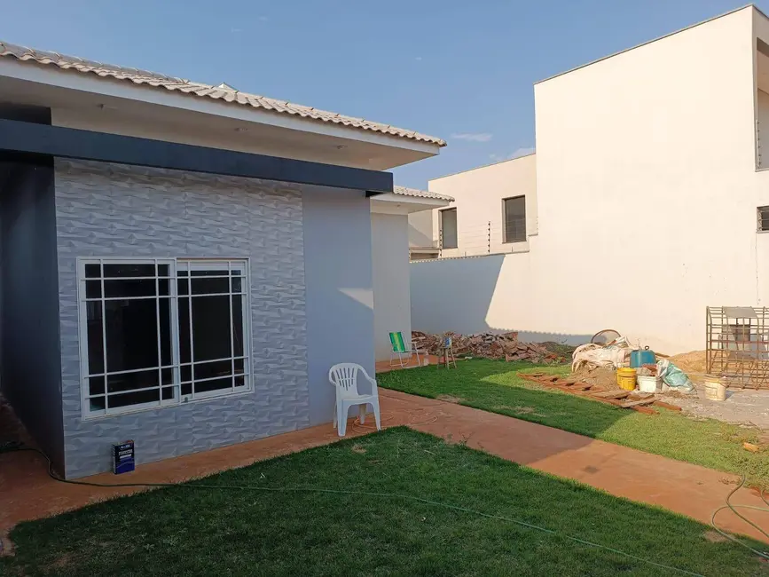 Foto 6 de Casa à venda em Jardim Cristhais, Dourados - MS