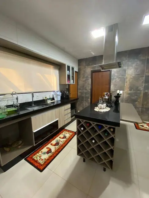 Foto 6 de Casa à venda em Jardim Europa, Dourados - MS