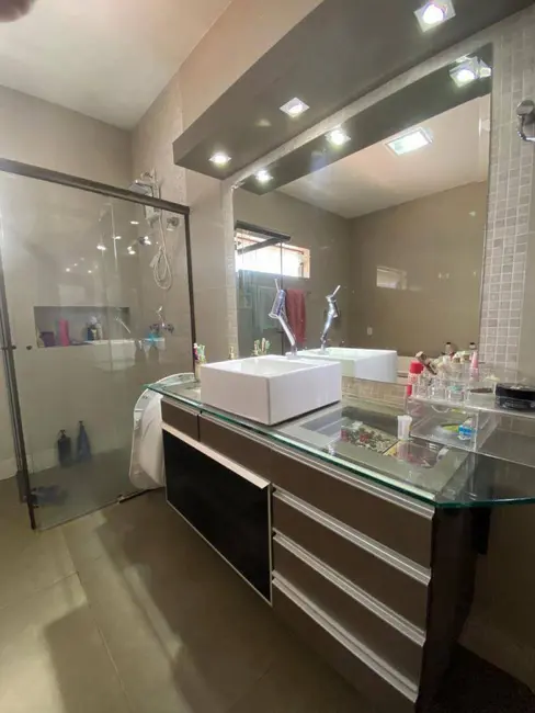 Foto 18 de Casa à venda em Jardim Europa, Dourados - MS