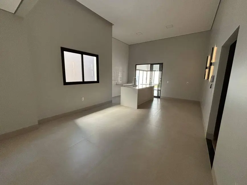 Foto 11 de Casa à venda em Jardim Mônaco, Dourados - MS