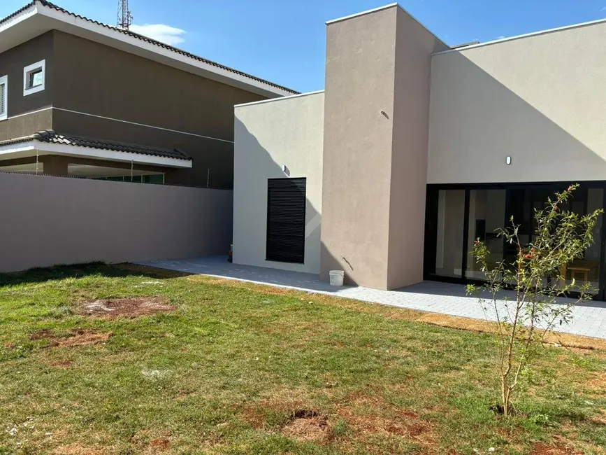 Foto 2 de Casa à venda em Jardim Mônaco, Dourados - MS