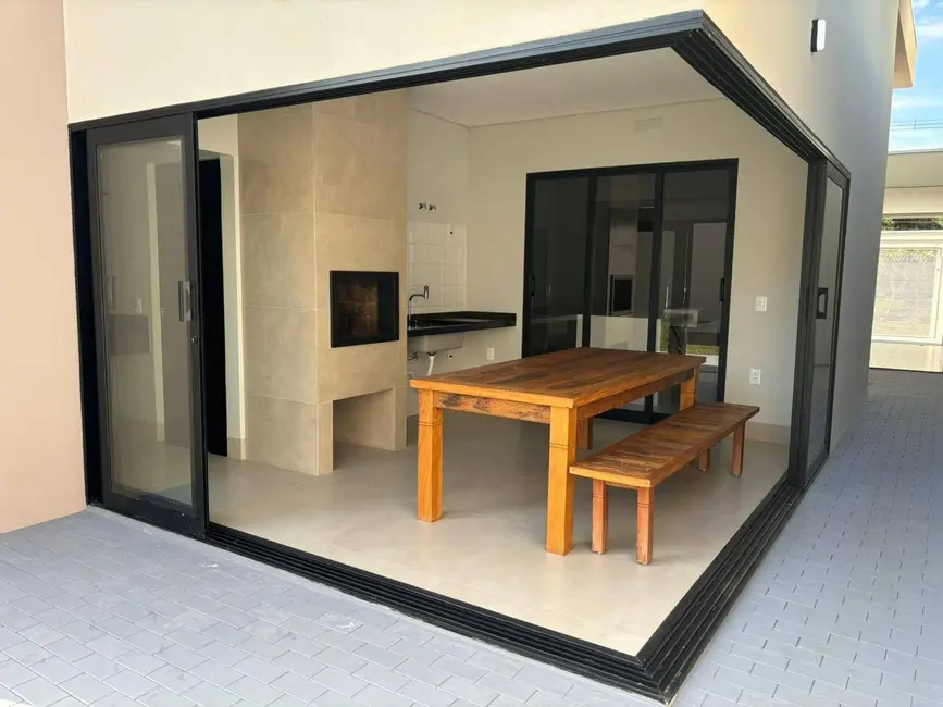 Foto 13 de Casa à venda em Jardim Mônaco, Dourados - MS