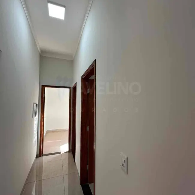 Foto 5 de Casa à venda em Dourados - MS