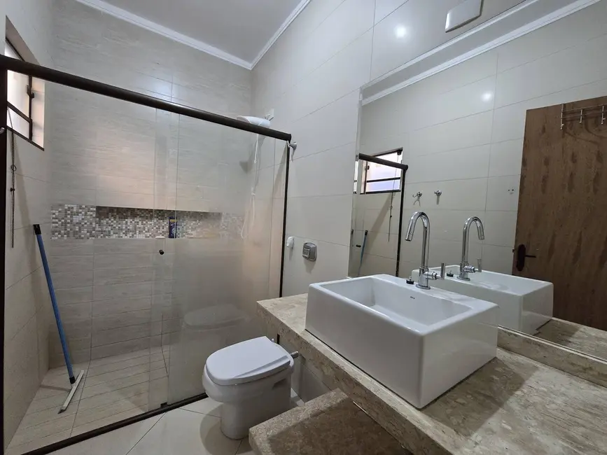 Foto 12 de Casa à venda em Santa Fé, Dourados - MS