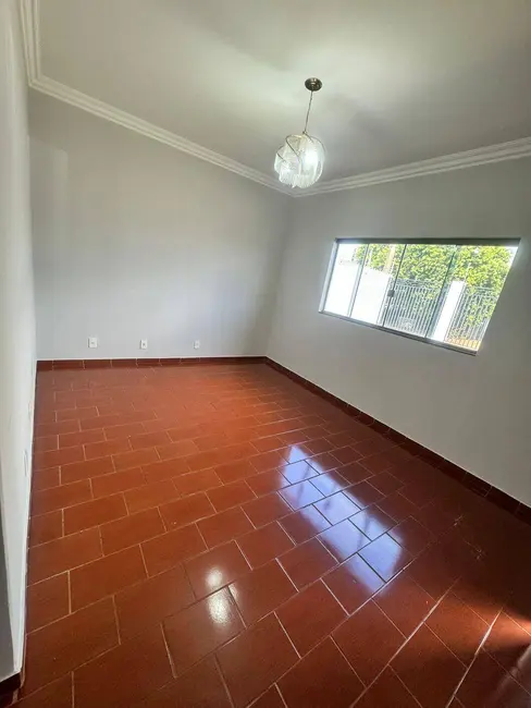 Foto 8 de Casa à venda em Parque Alvorada, Dourados - MS
