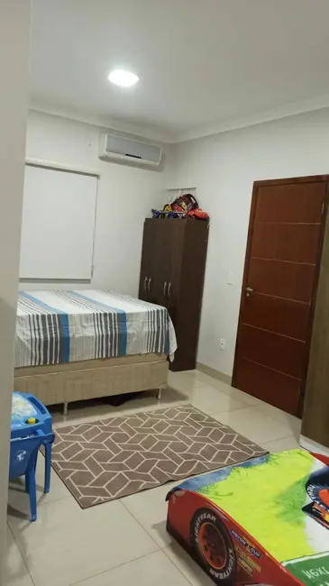 Foto 11 de Casa à venda em Parque Alvorada, Dourados - MS