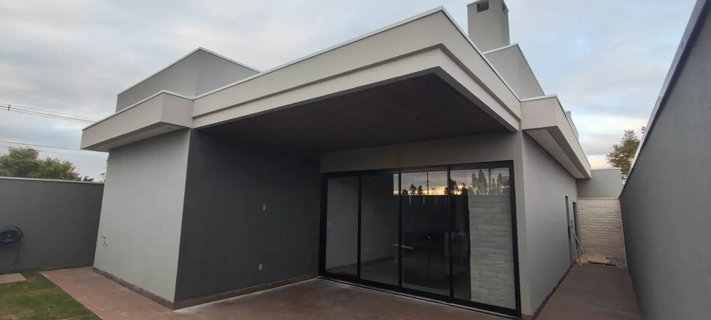 Foto 3 de Casa com 3 quartos à venda, 324m2 em Dourados - MS