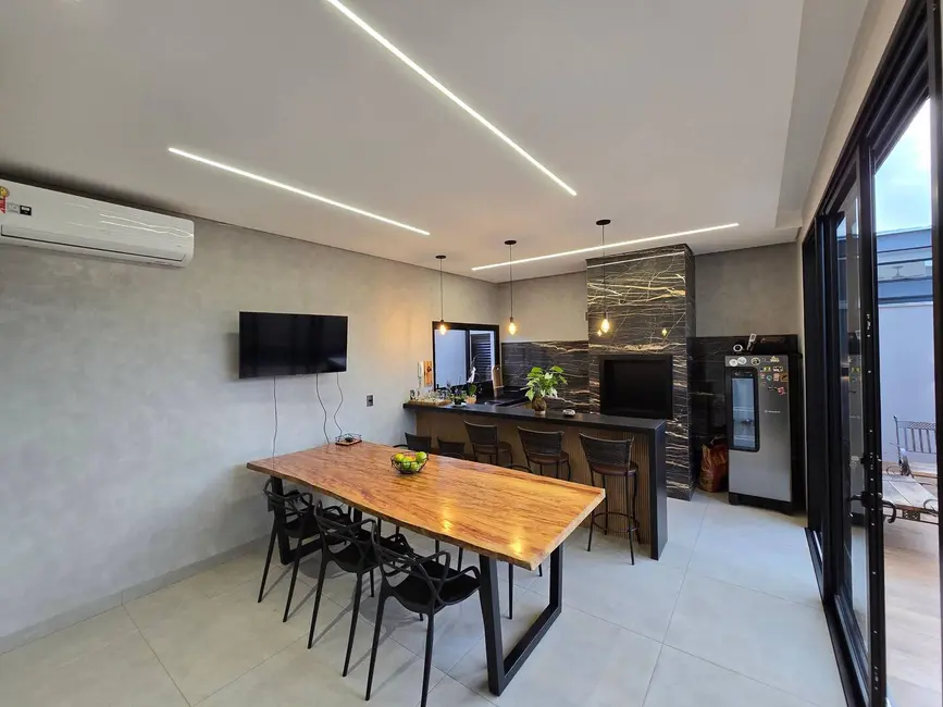 Foto 5 de Casa com 3 quartos à venda, 252m2 em Porto Seguro, Dourados - MS