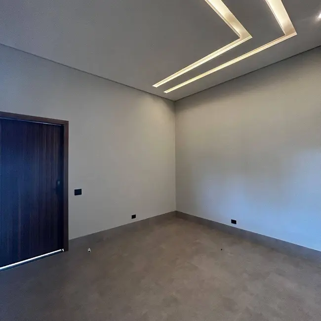 Foto 3 de Casa com 3 quartos à venda, 252m2 em Porto Seguro, Dourados - MS