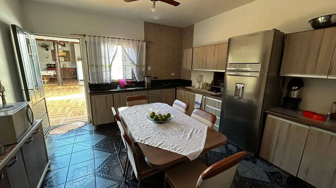 Foto 3 de Casa à venda em Parque Alvorada, Dourados - MS