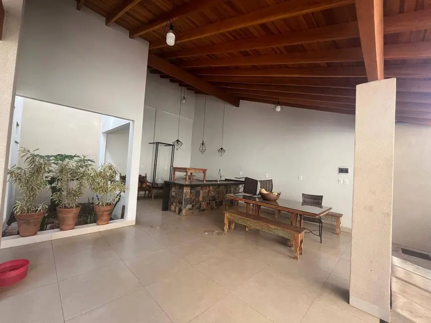 Foto 3 de Casa à venda em Jardim América, Dourados - MS