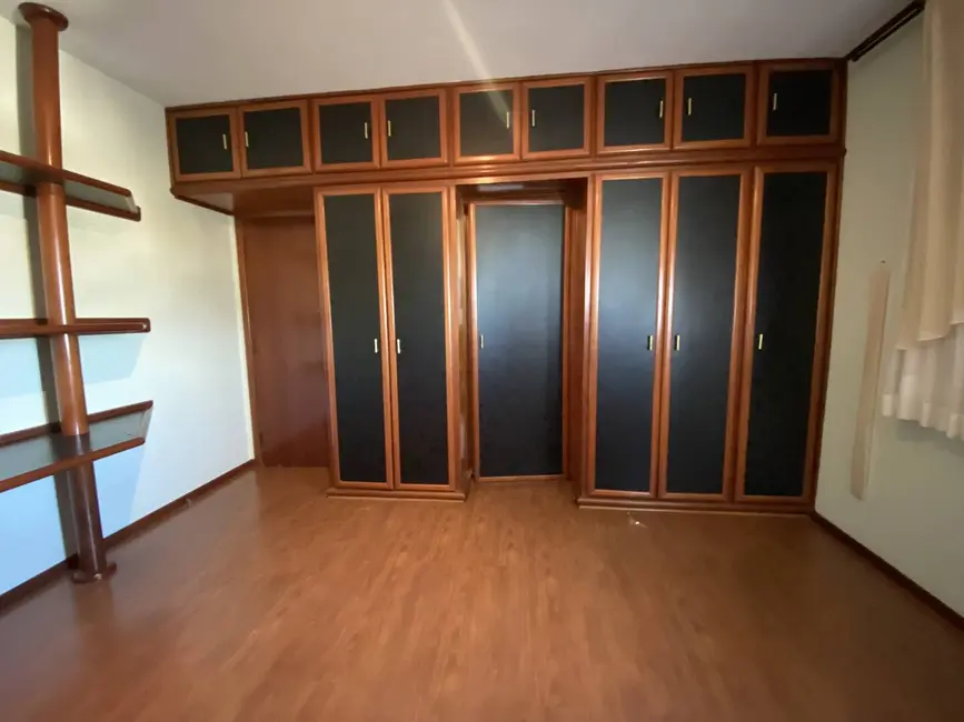 Foto 9 de Cobertura com 3 quartos à venda, 370m2 em Jardim Central, Dourados - MS