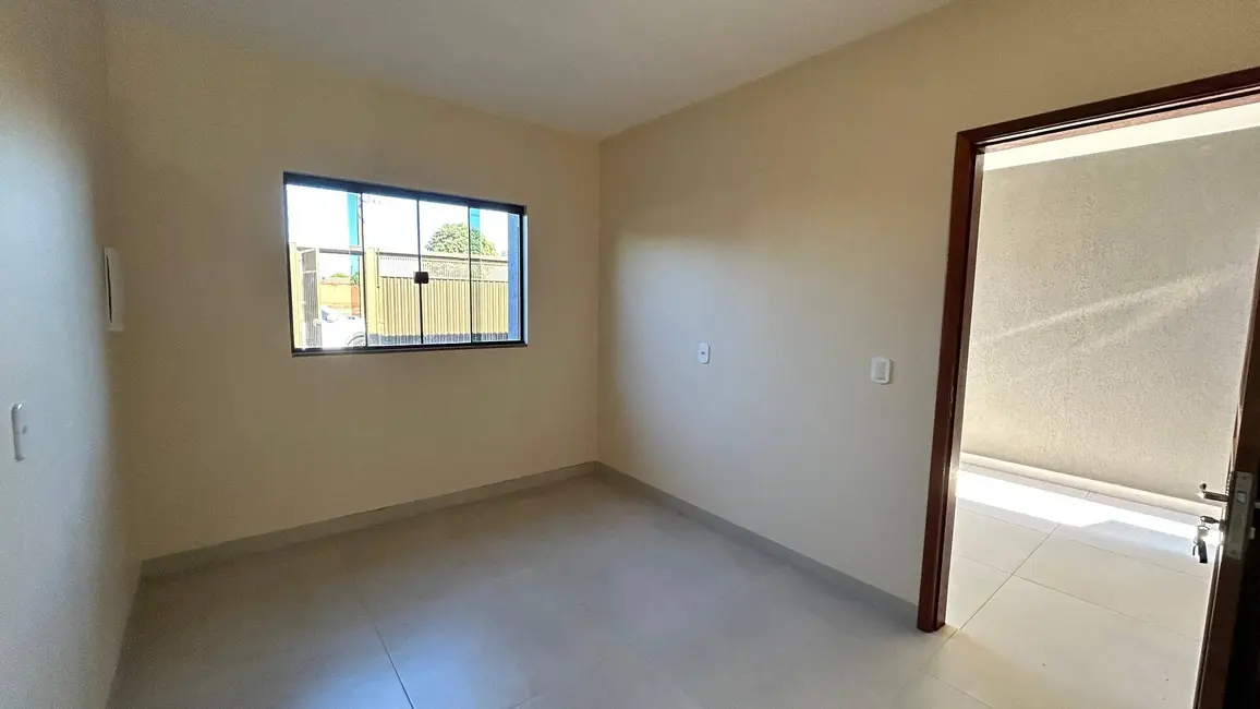 Foto 6 de Casa com 3 quartos à venda, 180m2 em Jardim Guaicurus, Dourados - MS