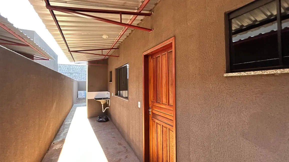 Foto 8 de Casa com 3 quartos à venda, 180m2 em Jardim Guaicurus, Dourados - MS