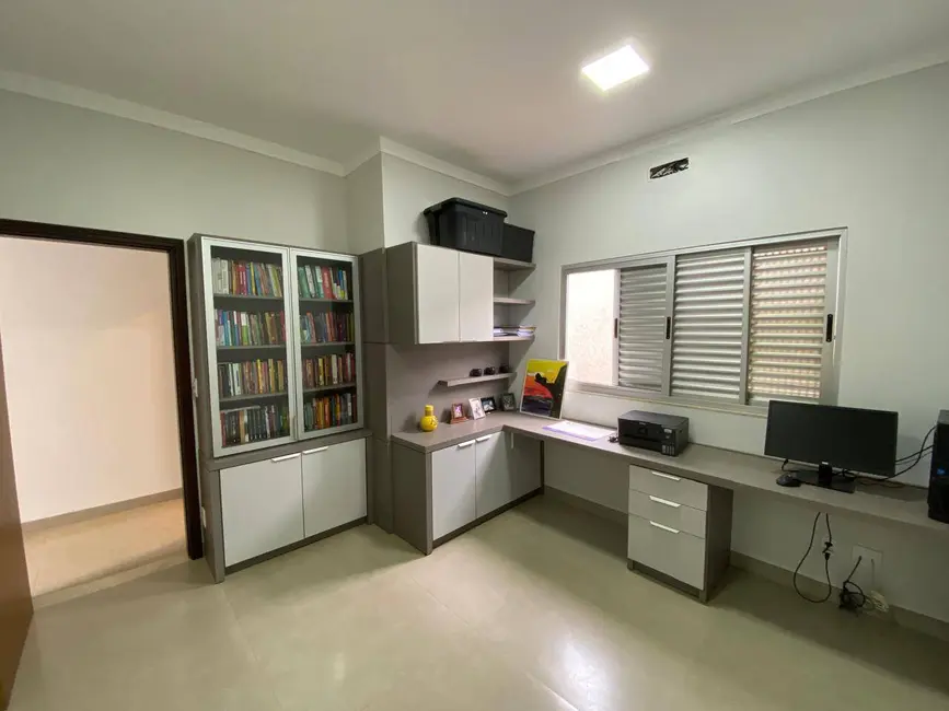 Foto 8 de Casa com 5 quartos à venda, 345m2 em Ecoville, Dourados - MS