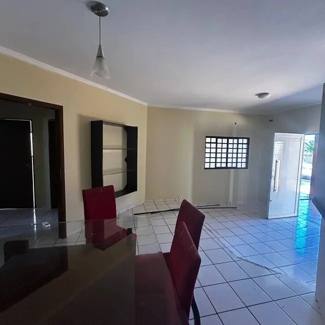 Foto 8 de Casa com 3 quartos à venda, 360m2 em Parque Alvorada, Dourados - MS