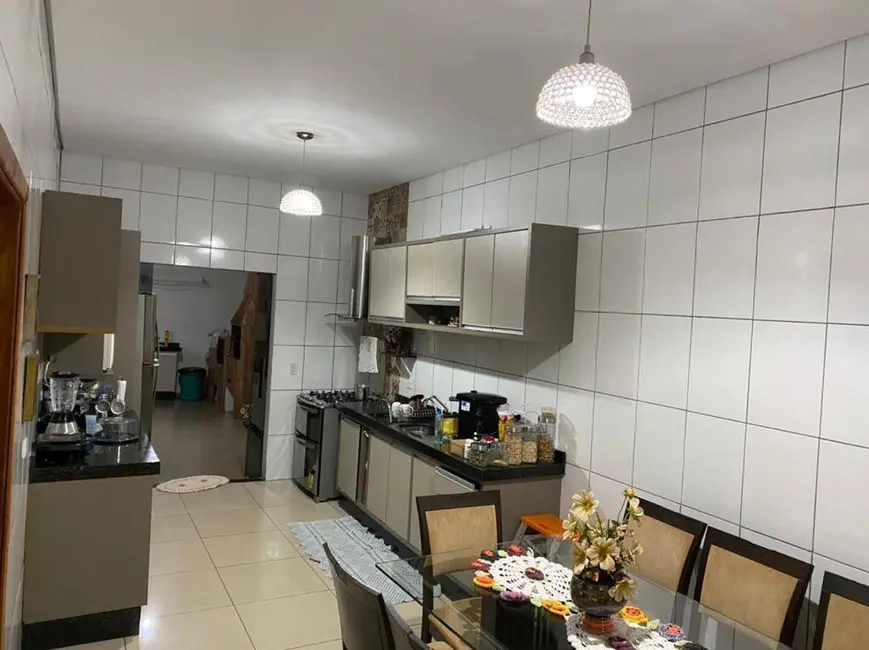 Foto 2 de Casa à venda em Parque Nova Dourados, Dourados - MS