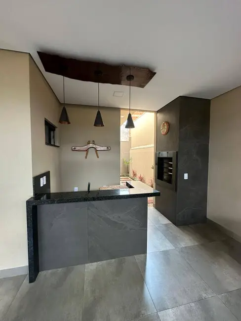 Foto 7 de Casa à venda em Jardim Cristhais, Dourados - MS