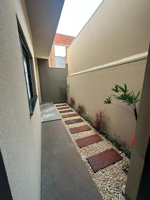 Foto 5 de Casa à venda em Jardim Cristhais, Dourados - MS