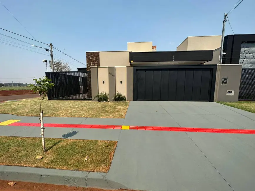 Foto 1 de Casa à venda em Jardim Cristhais, Dourados - MS