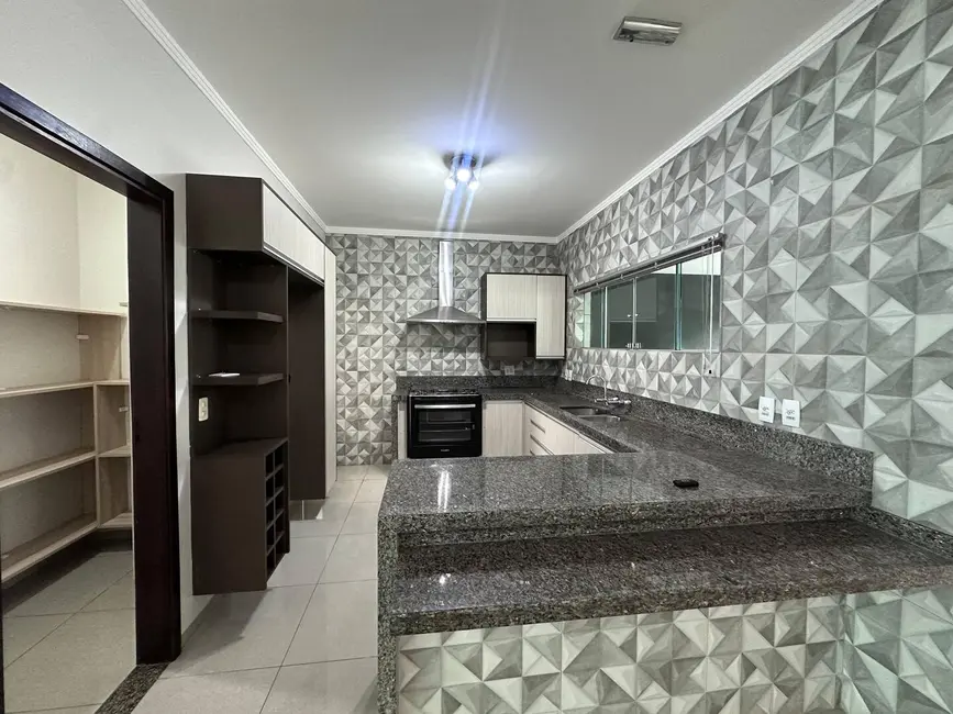 Foto 9 de Casa à venda em Jardim Mônaco, Dourados - MS