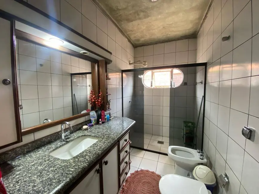 Foto 9 de Casa com 3 quartos à venda, 210m2 em Dourados - MS