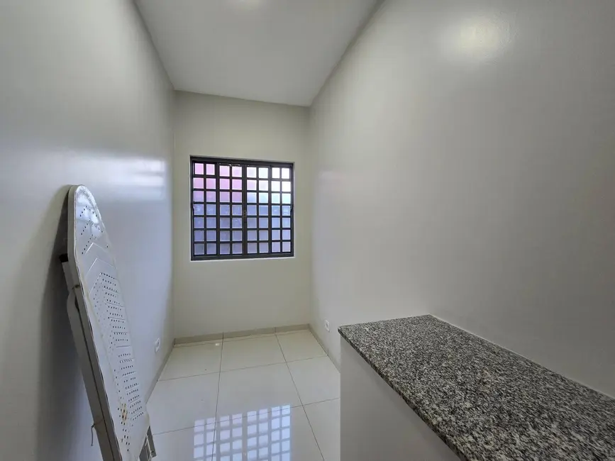 Foto 14 de Casa à venda em Jardim Paulista, Dourados - MS