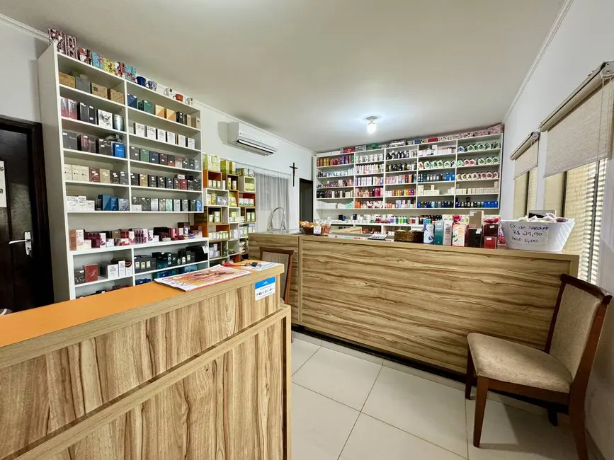 Foto 6 de Casa com 3 quartos à venda, 310m2 em Jardim América, Dourados - MS