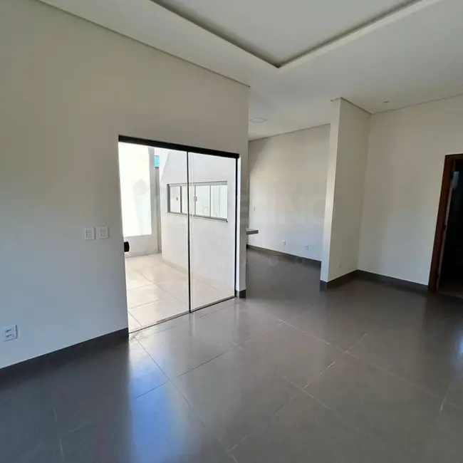 Foto 5 de Casa à venda em Dourados - MS