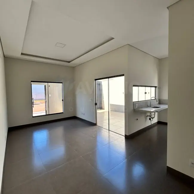 Foto 2 de Casa à venda em Dourados - MS