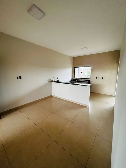 Foto 10 de Casa à venda em Dourados - MS