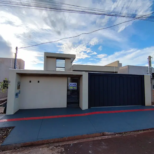 Foto 2 de Casa com 2 quartos à venda, 112m2 em Dourados - MS