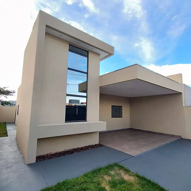 Foto 1 de Casa com 2 quartos à venda, 112m2 em Dourados - MS