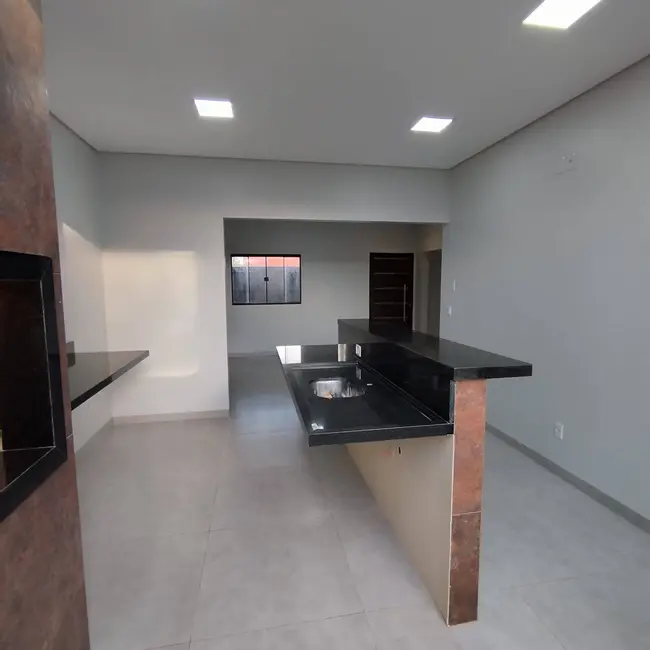 Foto 9 de Casa com 2 quartos à venda, 112m2 em Dourados - MS