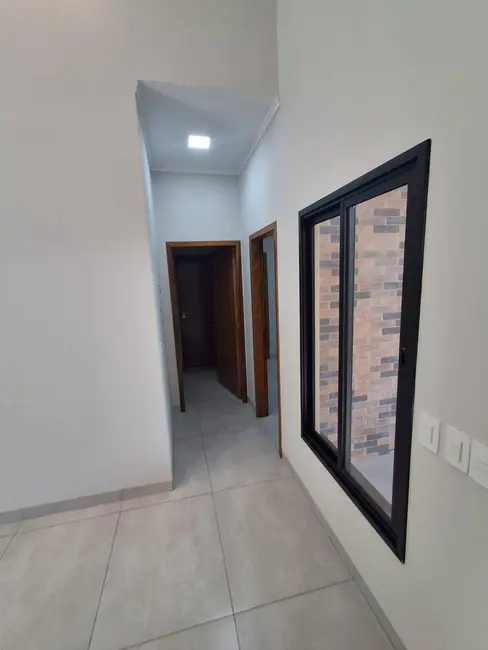 Foto 6 de Casa à venda em Dourados - MS