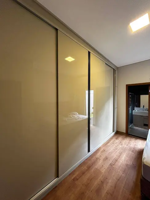 Foto 3 de Casa à venda em Jardim Cristhais, Dourados - MS