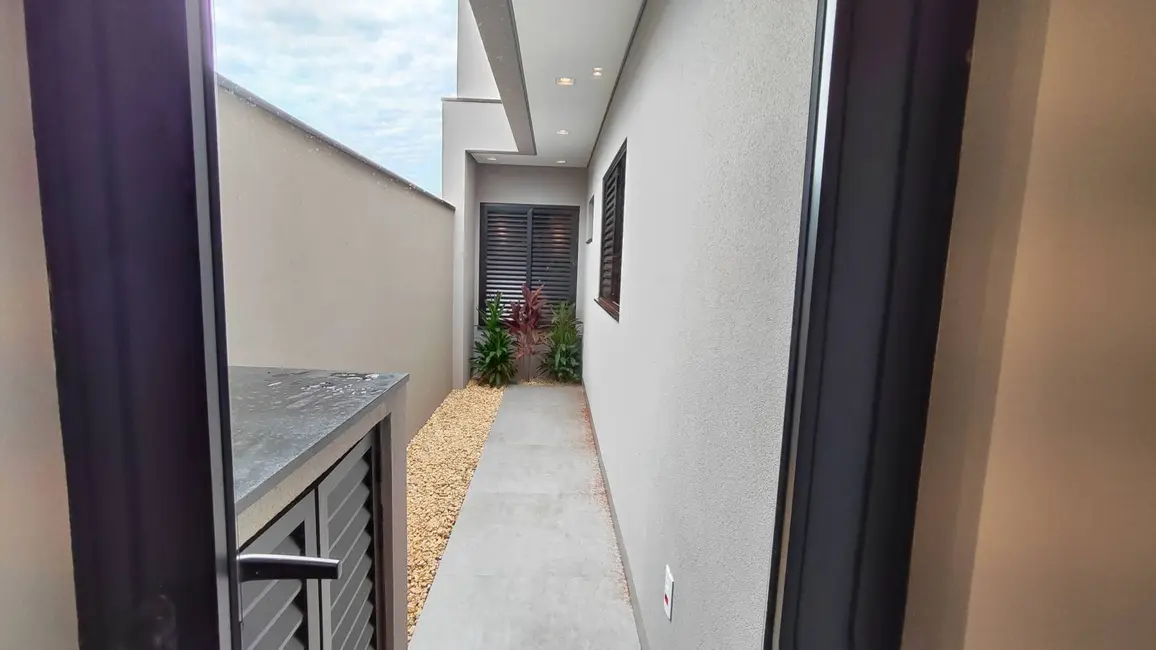 Foto 11 de Casa à venda em Dourados - MS