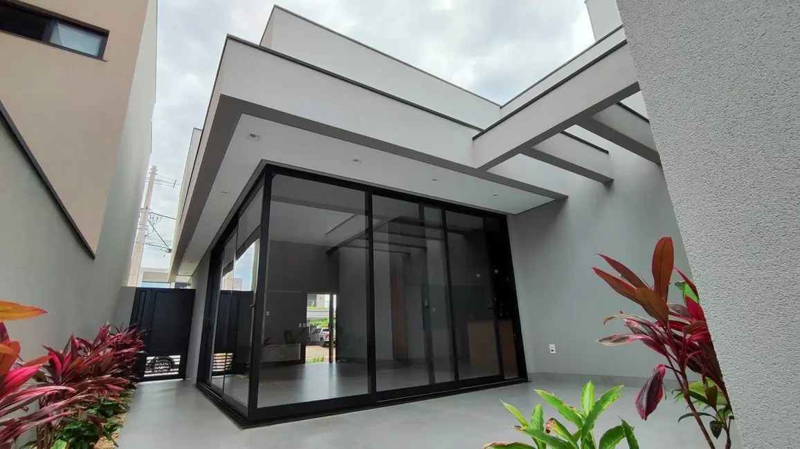 Foto 15 de Casa à venda em Dourados - MS